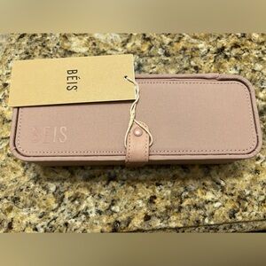 Beis jewelry case in atlas pink